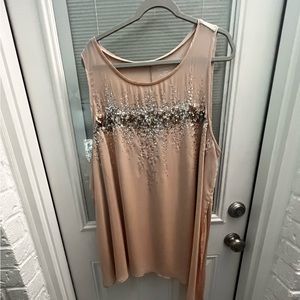 20% off listed price.Plus size 26-28 w/ gold & silver sequins/creamed color top